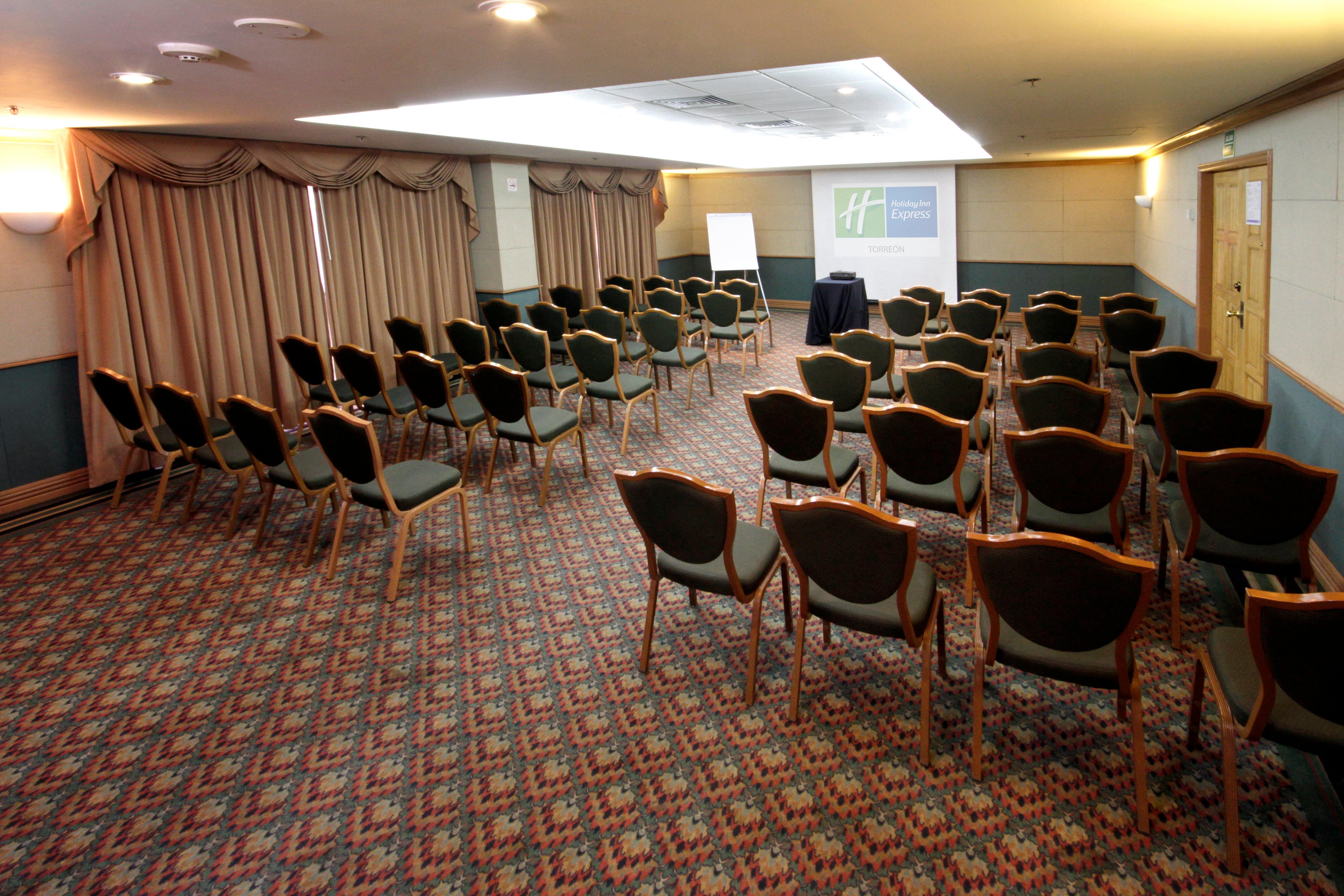 Holiday Inn Express Torreon By Ihg Dış mekan fotoğraf